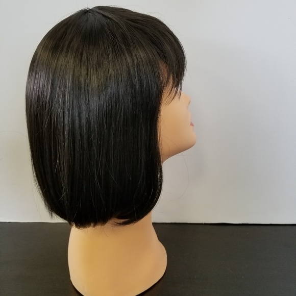 Chic Bob Cut Synthetic Wig - Picture 3 of 6